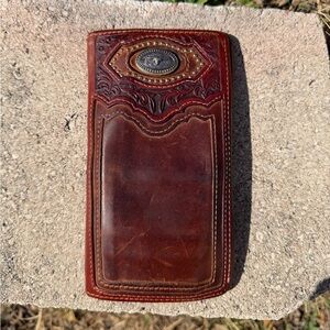 Leather Tooled Silver Creek Western Wallet w/ Longhorn Concho